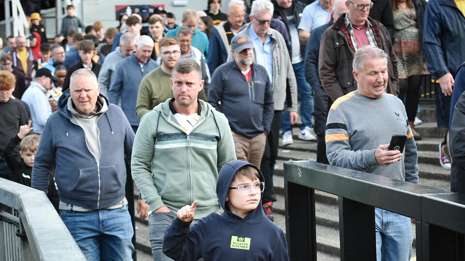 Fan Gallery | Newport County vs. Crewe Alexandra 