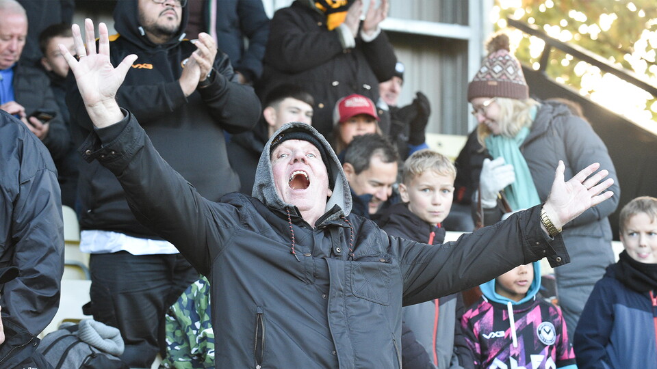 Fan Gallery | Harrogate vs. Newport County 