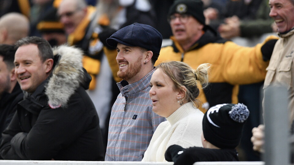 Fan Gallery | Bromley vs. Newport County 