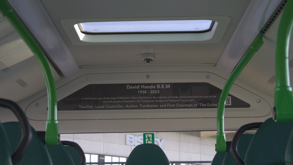 Newport Bus - David Hando