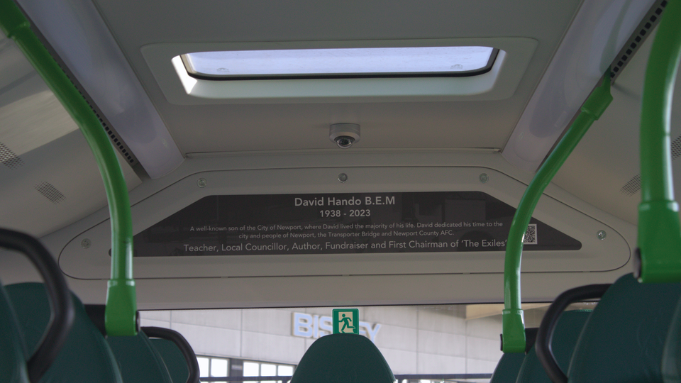 Newport Bus - David Hando
