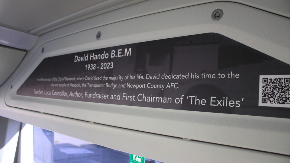 Newport Bus - David Hando