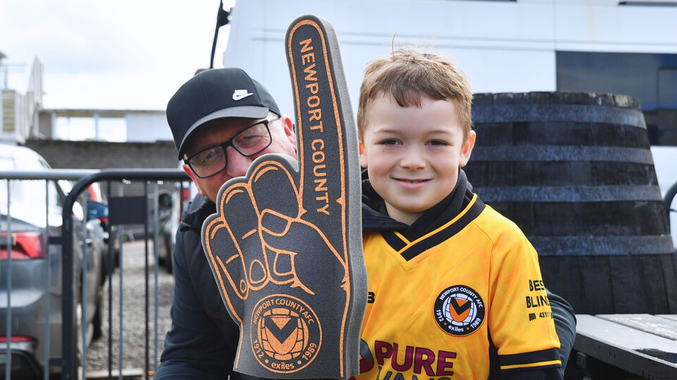 Fan Gallery Walsall (H)