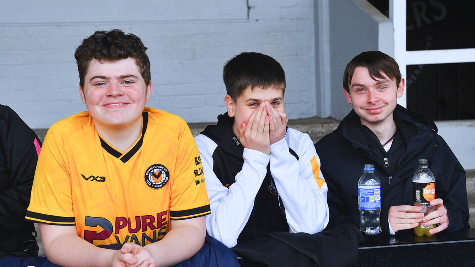 Fan Gallery Walsall (H)