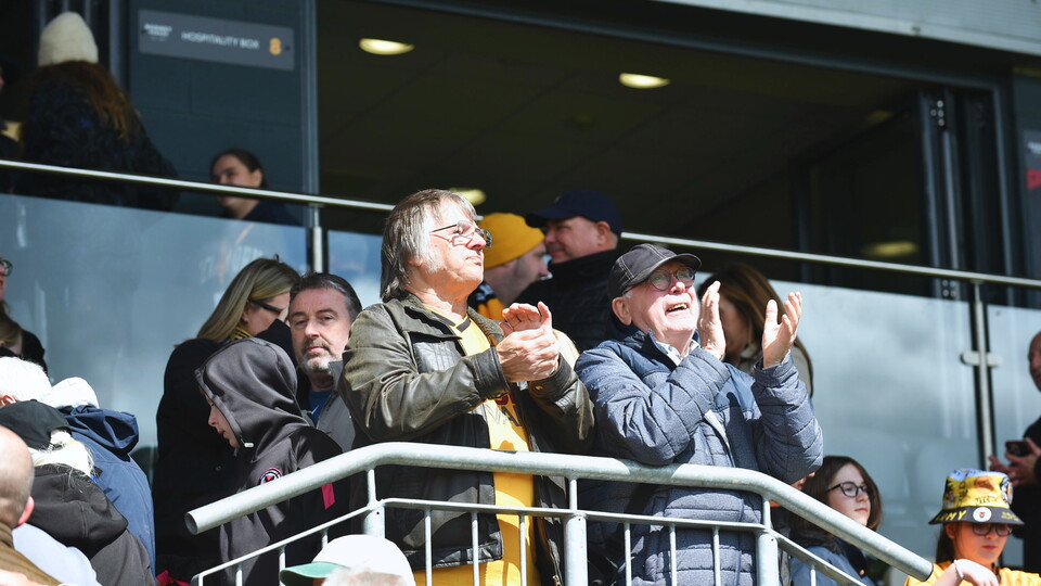 Fan Gallery Walsall (H)