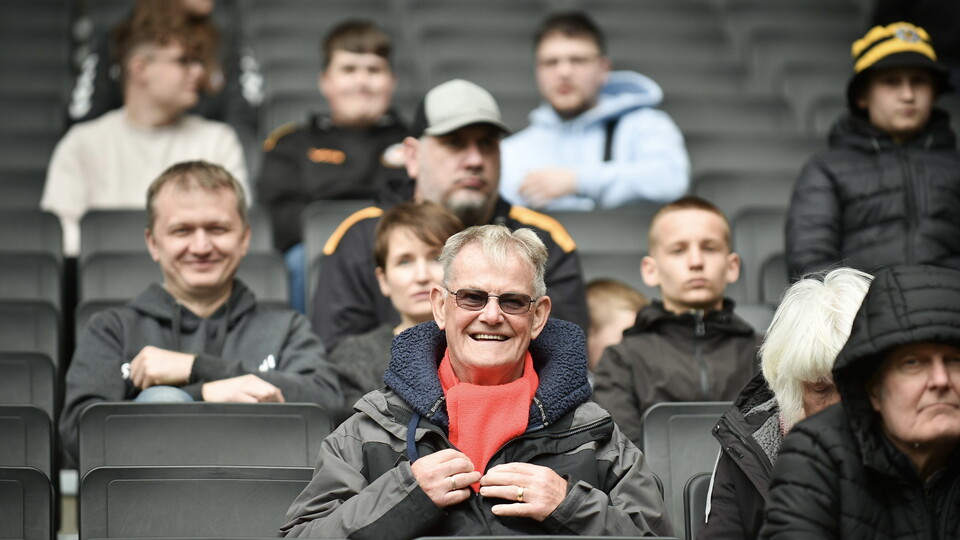 Fan Gallery | MK Dons vs. Newport County 