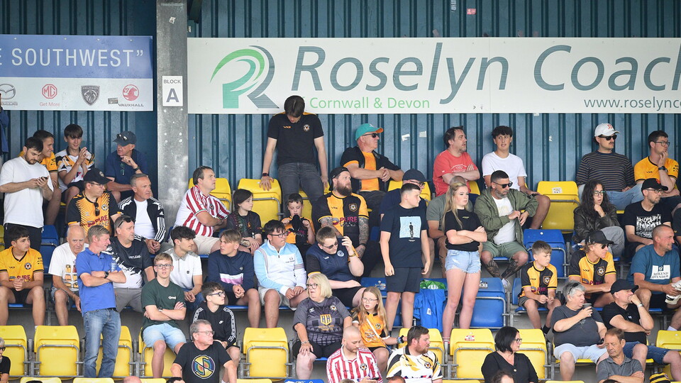 Torquay-United-Fan-Gallery-18