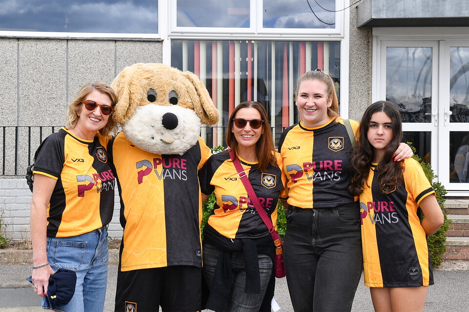 Fan-Gallery-Notts-County-1