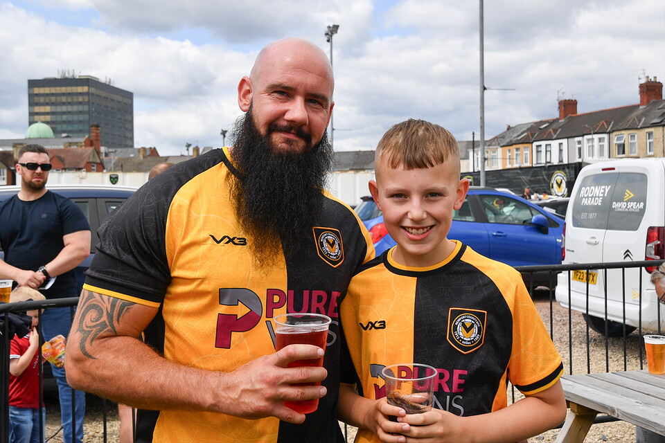 Fan-Gallery-Notts-County-8