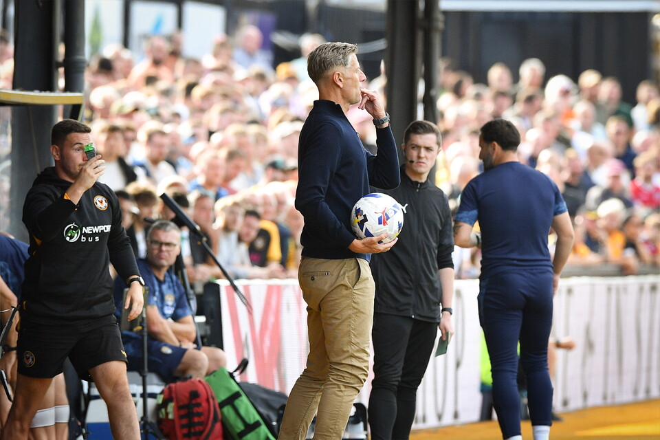 Match-Gallery-Newport-Notts-County-12