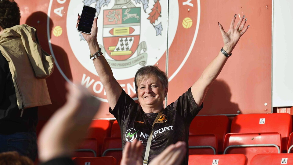 Fan Gallery Acc Away