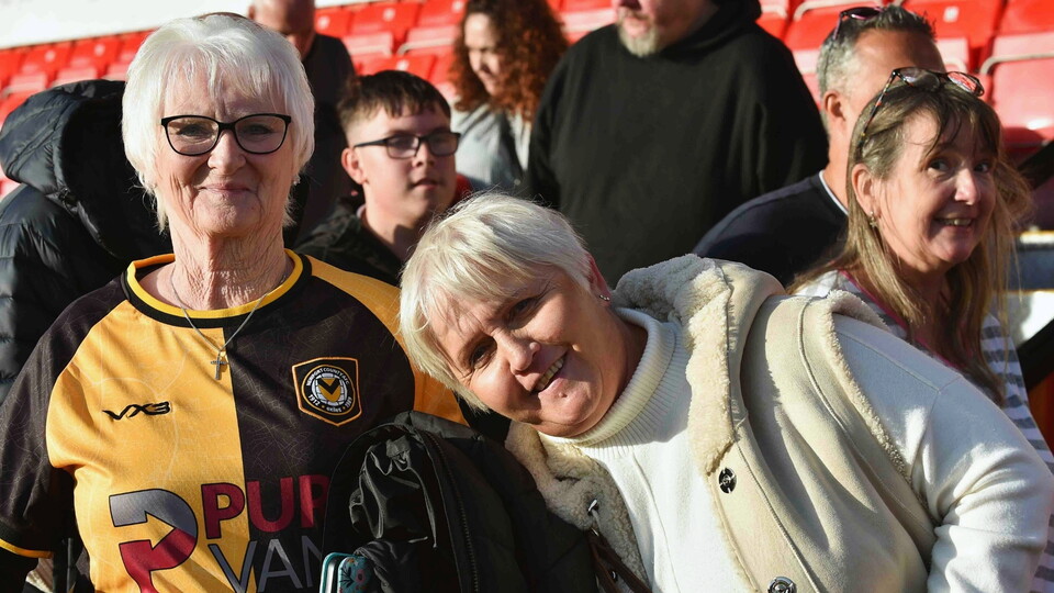 Fan Gallery Acc Away