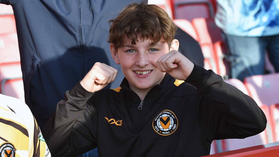 Fan Gallery Acc Away