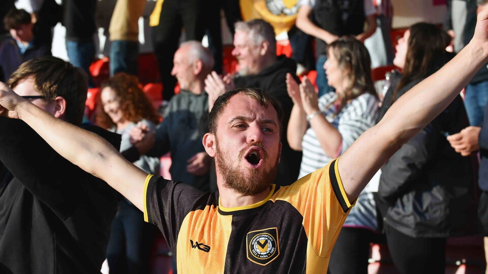 Fan Gallery Acc Away