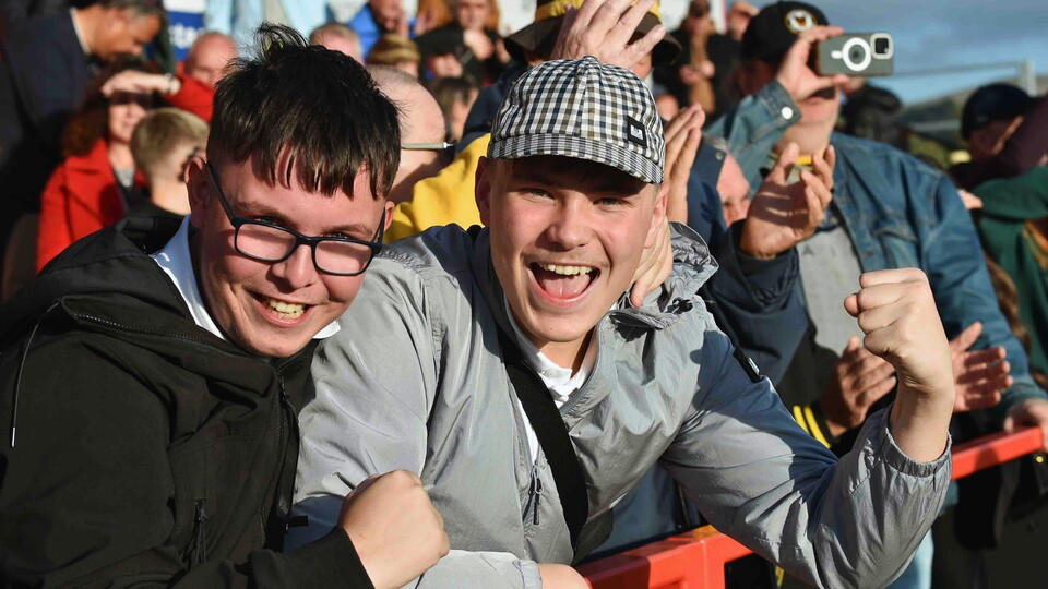 Fan Gallery Acc Away