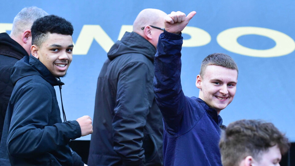 Fan Gallery Grimsby H