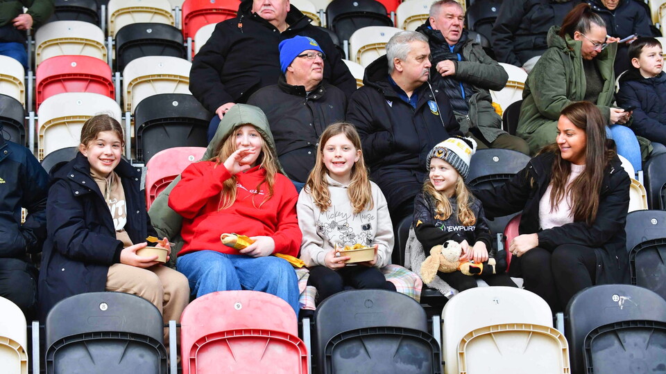 Fan Gallery Grimsby H