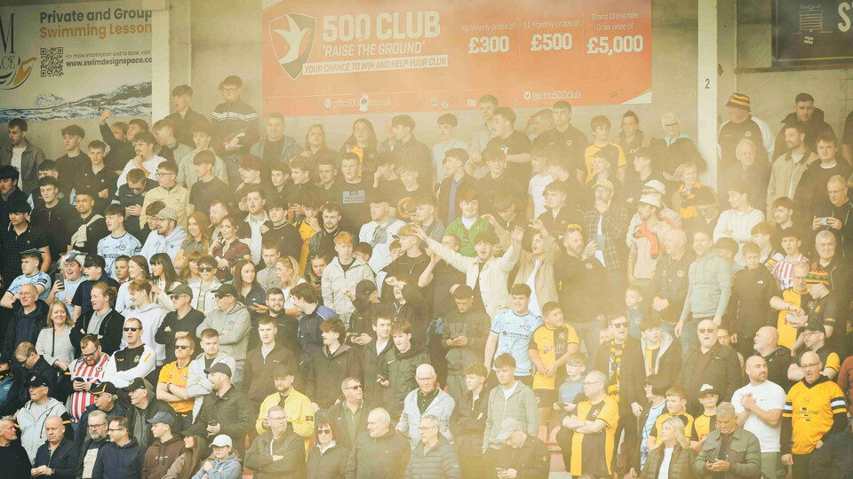 fan gallery | Cheltenham (A)