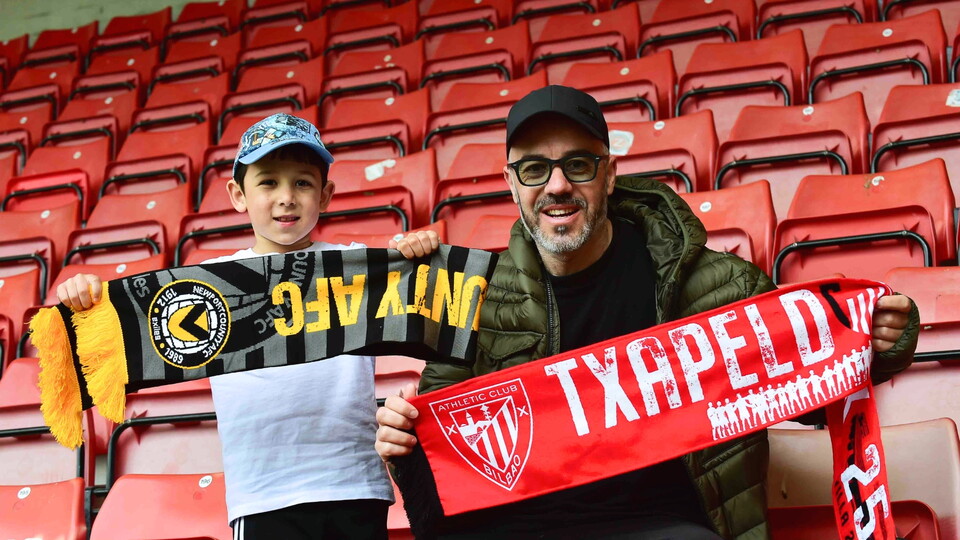 fan gallery | Cheltenham (A)