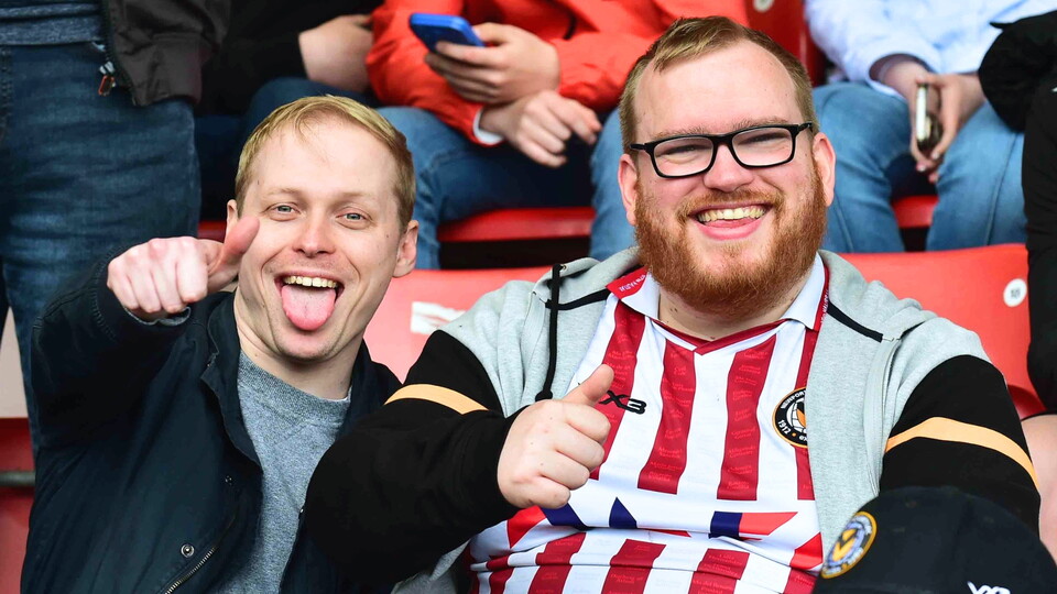 fan gallery | Cheltenham (A)