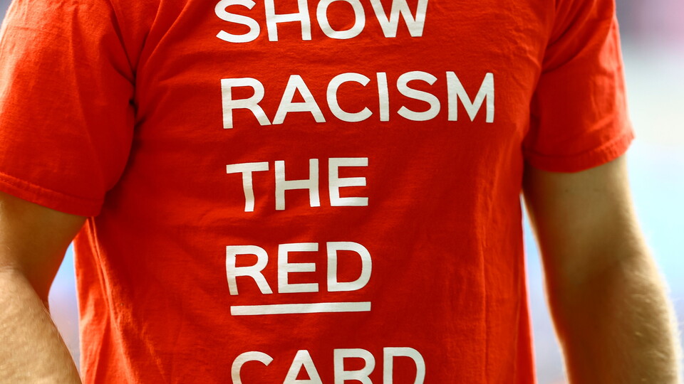 show racism the red card 